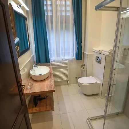 Campana Bed and Breakfast 4*