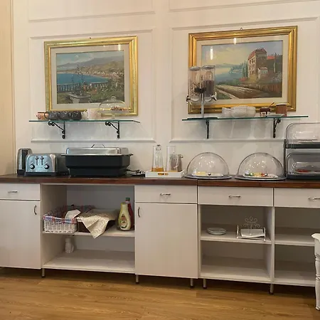 Bed and Breakfast Campana 4*