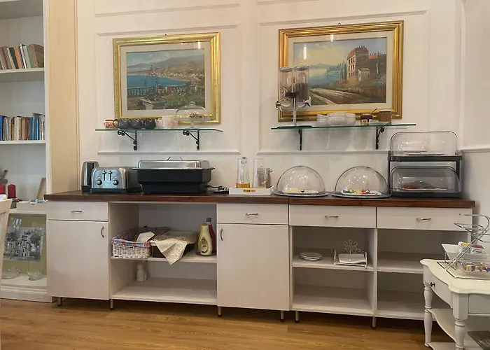 Bed & Breakfast Campana 4*